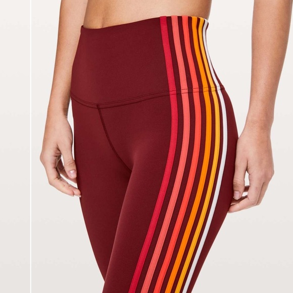 Lululemon Take a Hint Set - Picture 6 of 10